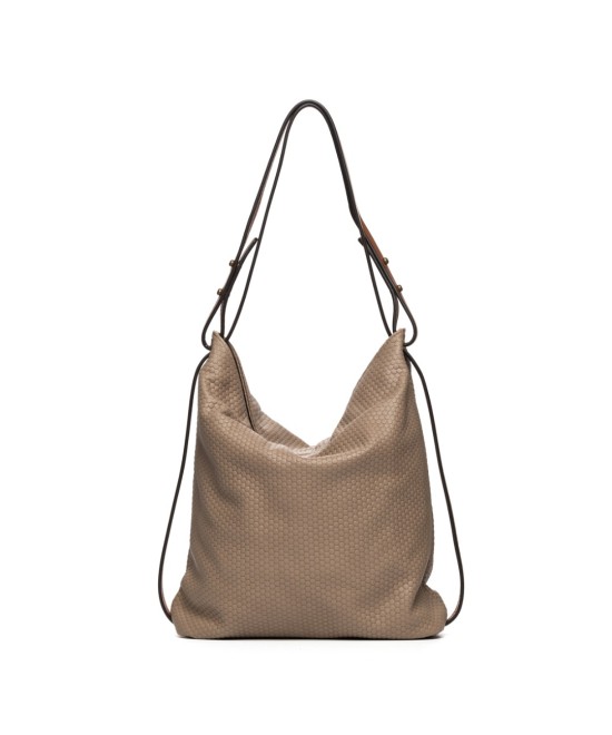 Practical and very light handbag convertible to a backpack
