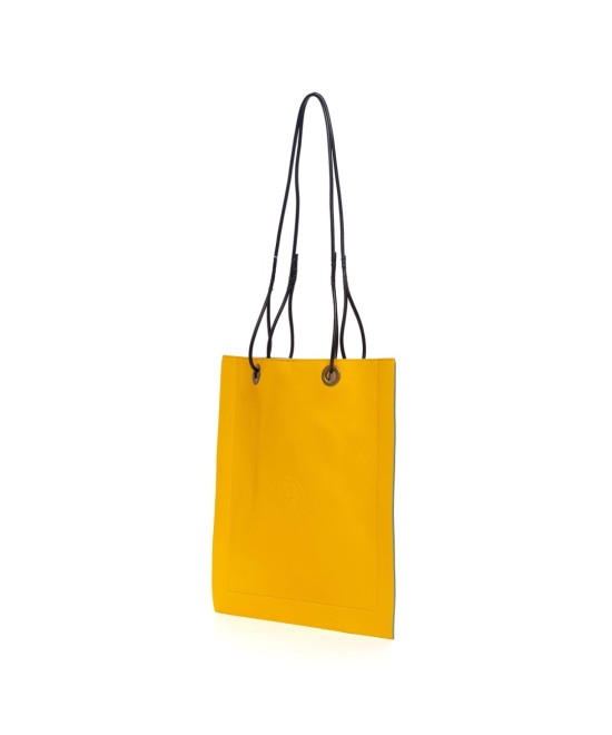 Bolso cuadrado de piel con asas de cordón de cuero