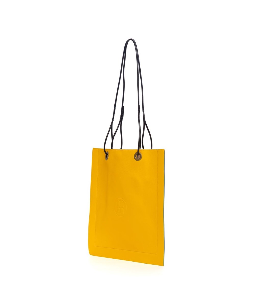 Bolso cuadrado de piel con asas de cordón de cuero