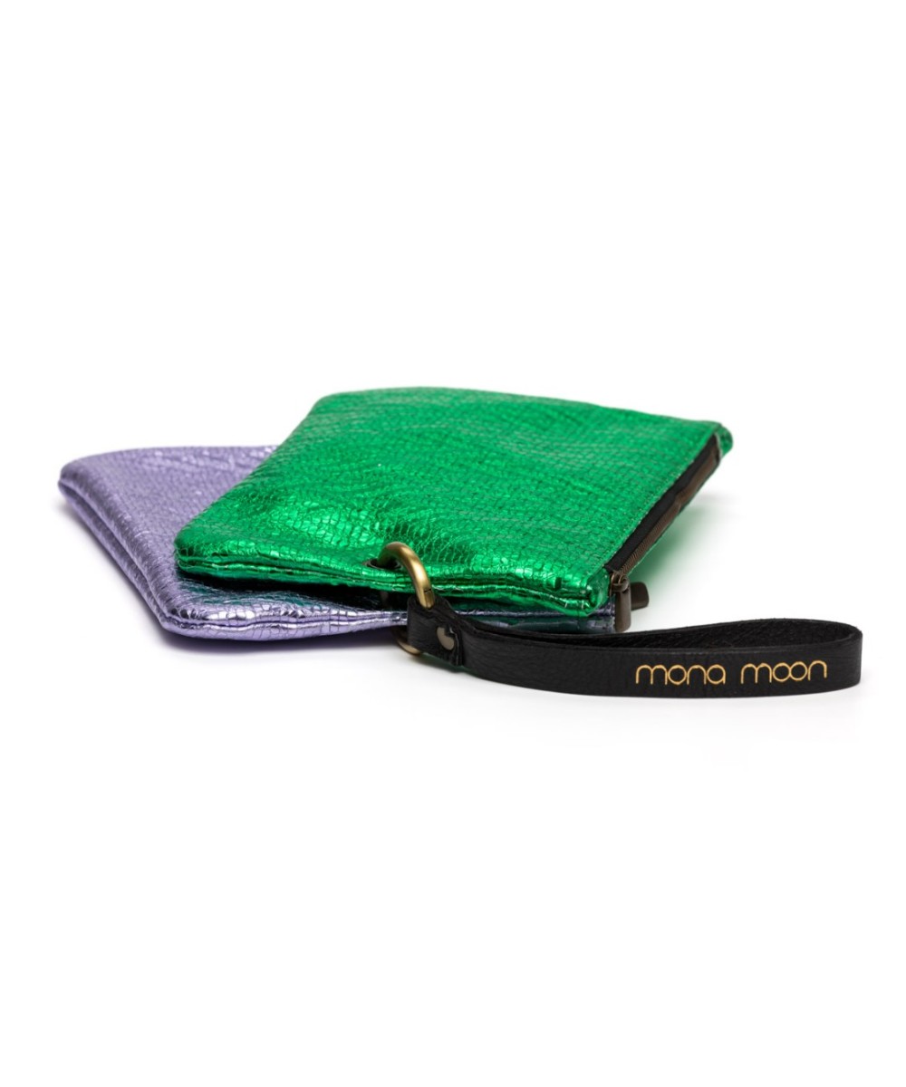 Leather bag made up of 2 individual flat wallets.