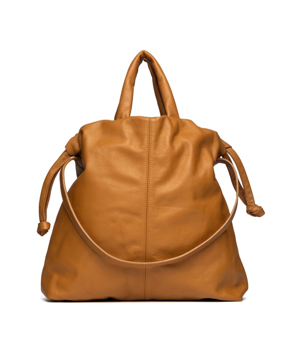 Bolso con asas de mano y correa para colgar