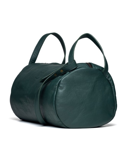 Bolso bandolera unisex de piel con asas  y correa  para cruzar en bandolera. 