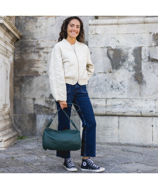Bolso bandolera unisex de piel con asas  y correa  para cruzar en bandolera. 