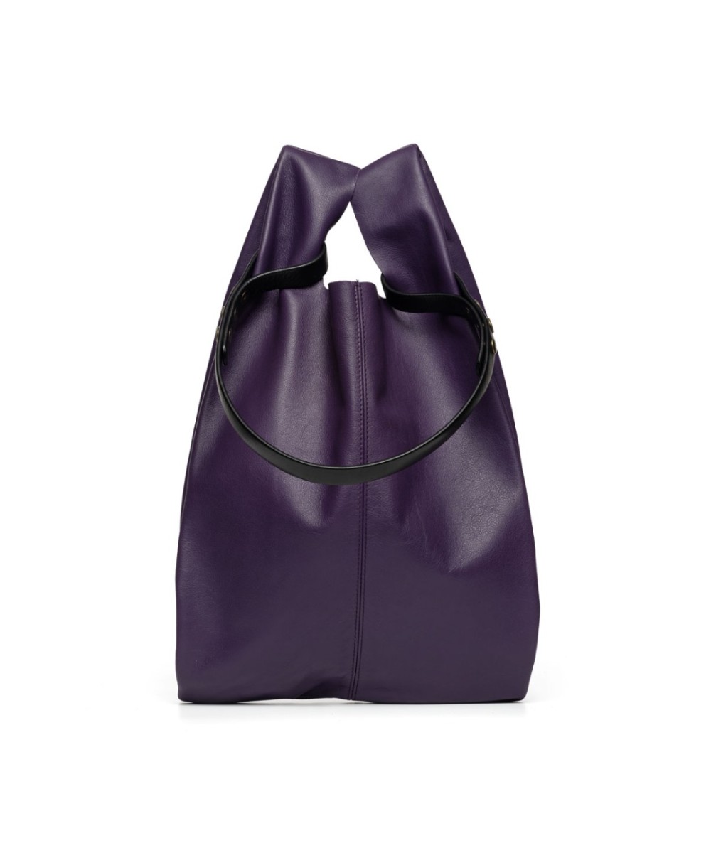 Bolso de piel suave y ligero con correa regulable que imita a las bolsas de plastico del supermercado