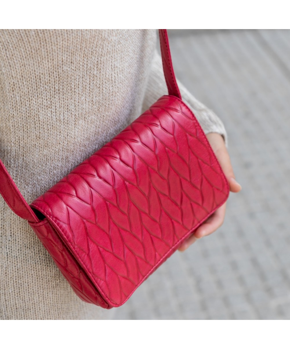 Bolso pequeño con solapa 