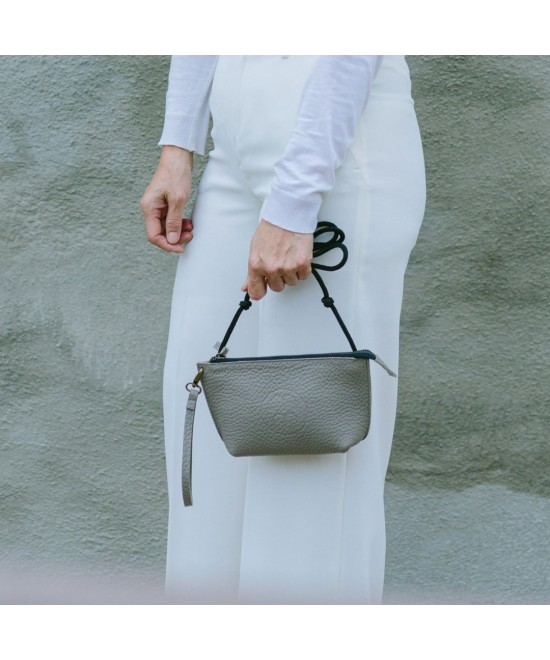 Small leather taupe bag