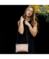 Bolso de piel formado por 2 carteras planas individuales intercambiables.
