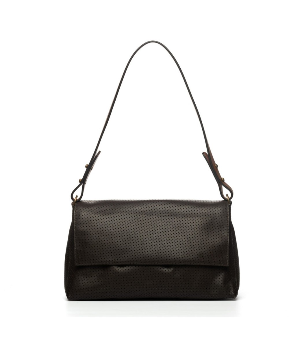 Bolso con solapa para colgar al hombro en color marrón oscuro